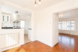 Dining Room- click for photo gallery